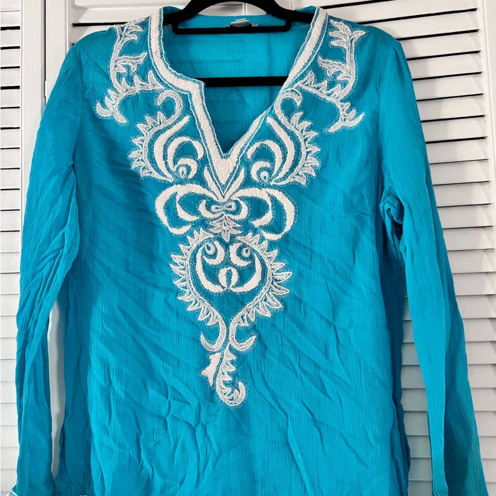 Caché brand, size M , blouse like new, color Turquoise